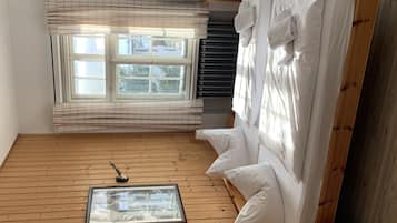 Double Room | Rollaway beds, free WiFi, bed sheets