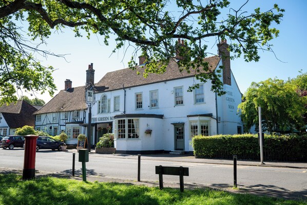 Front of property - The Green Man by Chef and Brewer Collection (Harlow)
