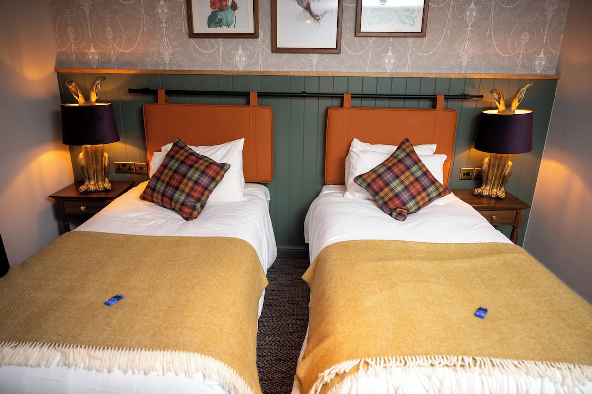 Classic Twin Room | Desk, blackout drapes, iron/ironing board, WiFi (free)