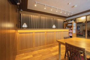 Reception - Koishiya Ryokan (Yamanouchi)