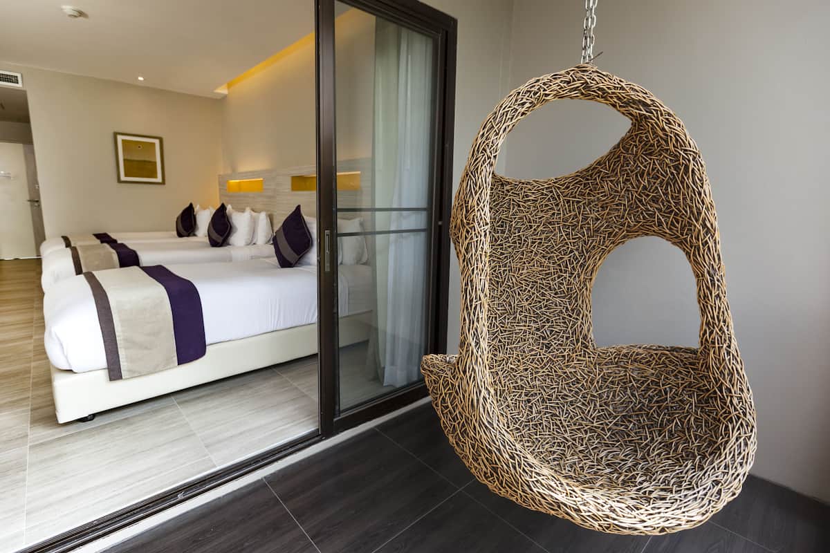 triple room | 1 bedroom, free minibar items, in-room safe, desk