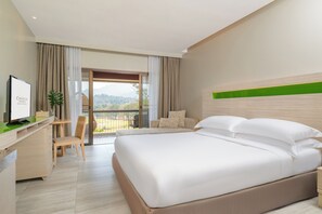 免費迷你吧物品、客房內保險箱、書桌、遮光布/窗簾