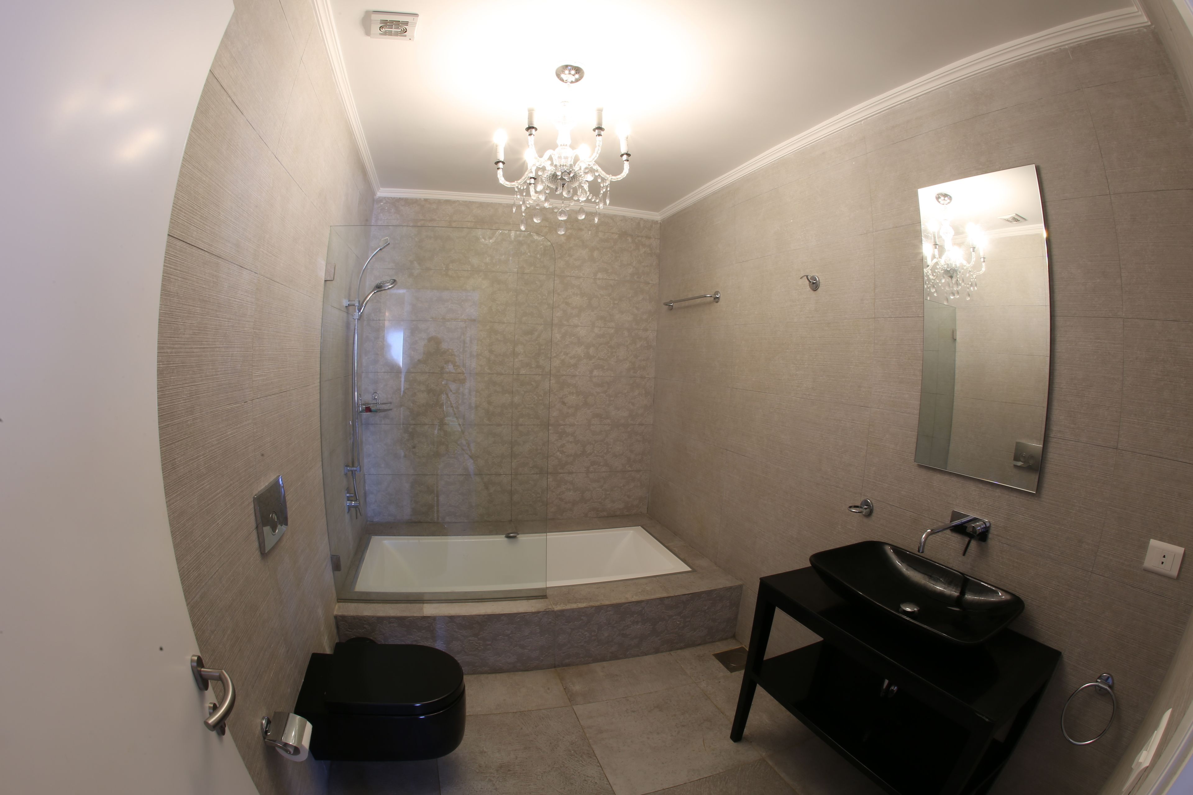 deluxe bungalow, beachfront | bathroom shower