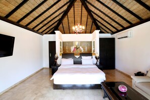 Literie de qualité supérieure, lits bébé (gratuits)