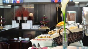 Buffet - Miau (Madrid)