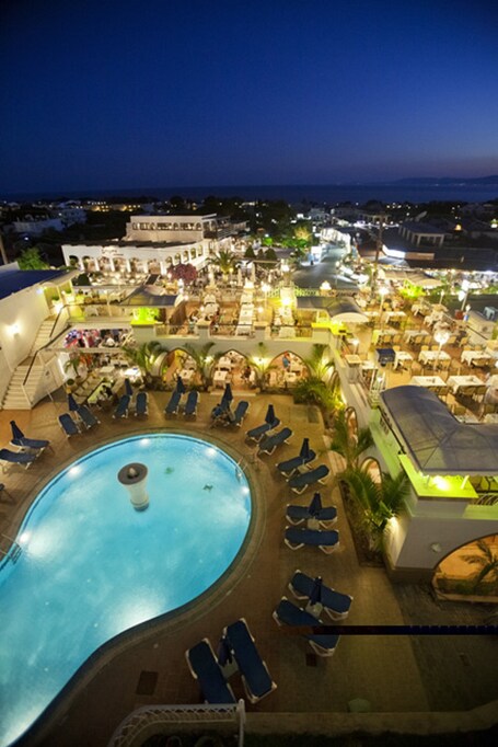 Hotel Pefkos Beach