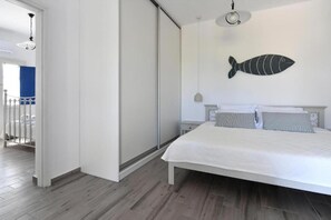 أغطية فراش متميزة وألحفة محشوة بالريش وأسرّة بإسفنج يتكيف مع شكل الجسم