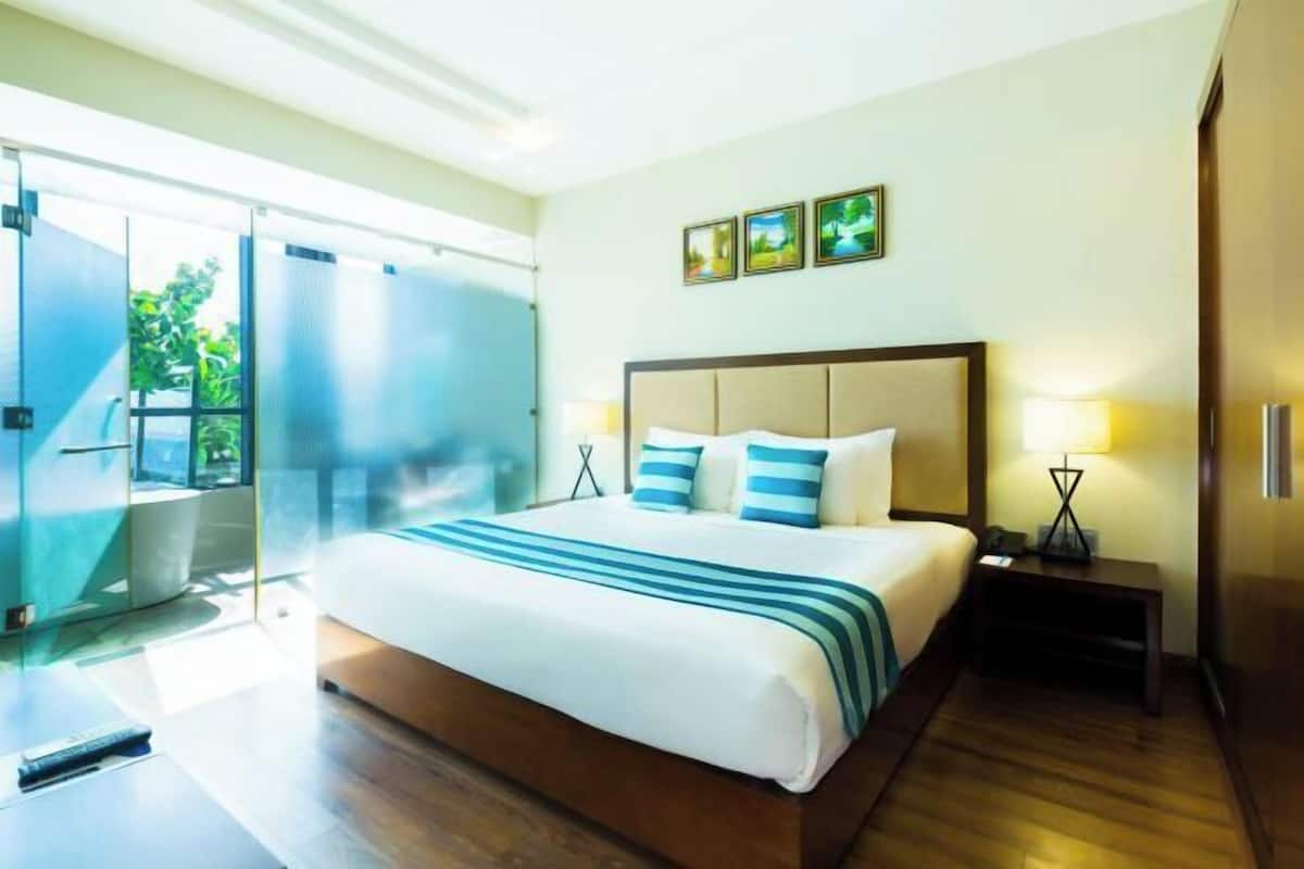 1 bedroom, minibar, in-room safe, desk