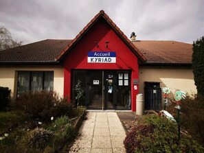 Esterni