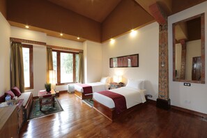 Junior Double or Twin Room | 1 bedroom, minibar, in-room safe, desk - Terma Linca Resort and Spa (Thimphu)