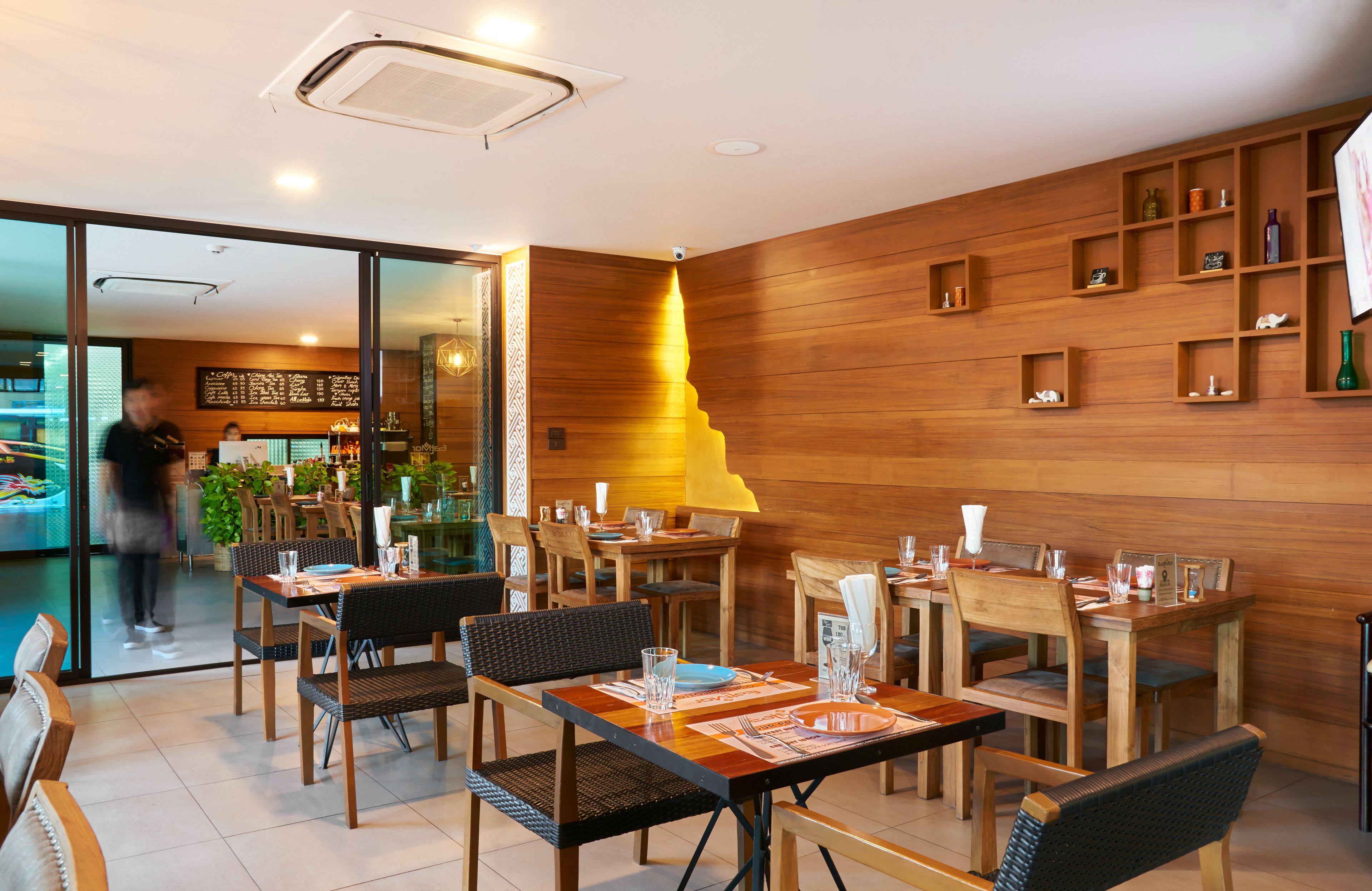 breakfast, lunch, dinner served; thai cuisine, garden views