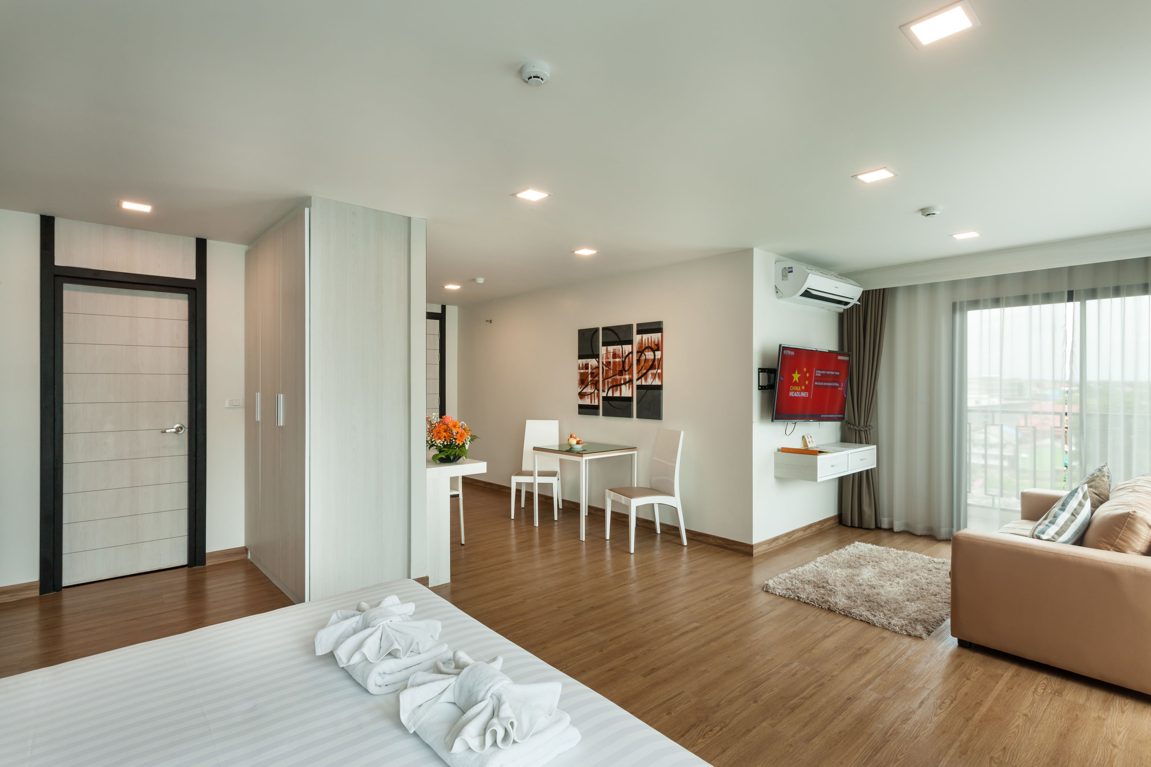 Photo - Cmor Nimman by Recall Hotels