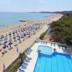 Vista spiaggia/mare