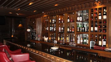 Bar lounge