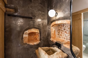 Bathroom - Lameriana Luxury Village (Mylopotamos)