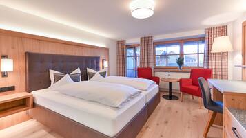 Kamar Double | Seprai premium, selimut bulu angsa, brankas, dan Wi-Fi gratis