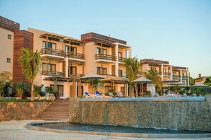 View from property - Anelia Resorts & Spa (Flic-en-Flac)