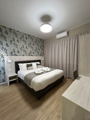 Classic Double or Twin Room, Balcony