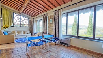 Apartamento, 1 quarto (La Capanna) | Sala de estar | TV