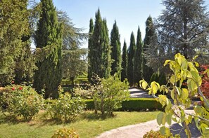 숙박 시설 구��내