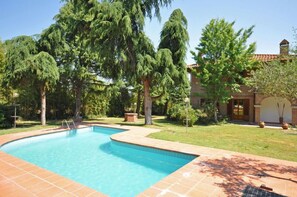 Seasonal outdoor pool - Villa Lauretana (Torrita di Siena)