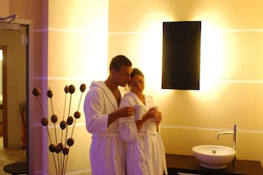 Sauna, hot tub, steam room, Turkish bath, body treatments, body wraps - Chalet Caminetto (Trento)