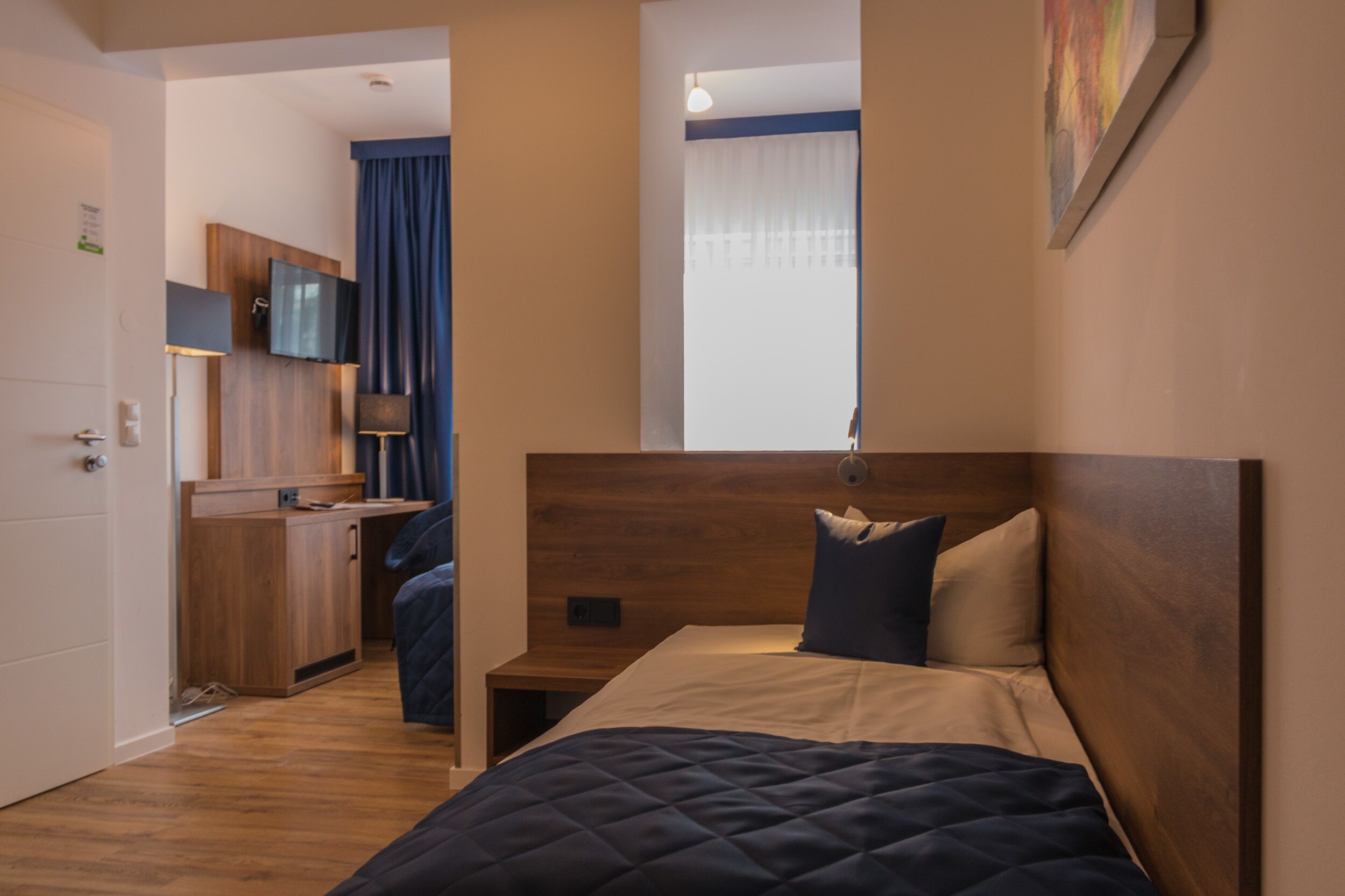 economy double or twin room | desk, blackout curtains, soundproofing, free wifi