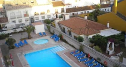 Embajador Apartamentos