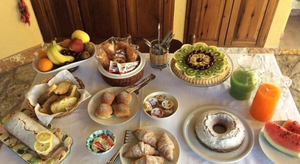 Ilmainen päivittäinen buffetaamiainen 