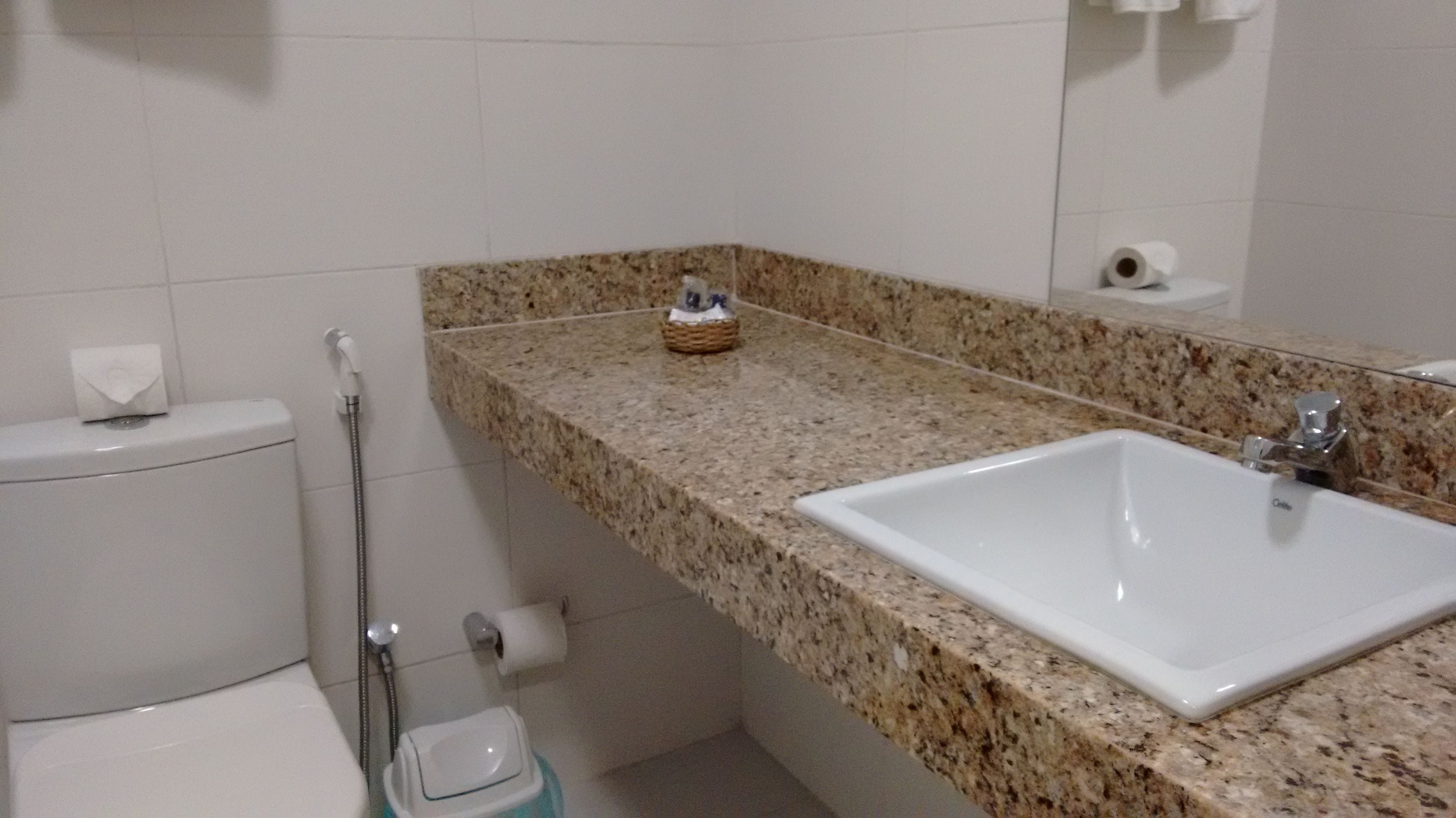 standard room | bathroom | shower, free toiletries, towels