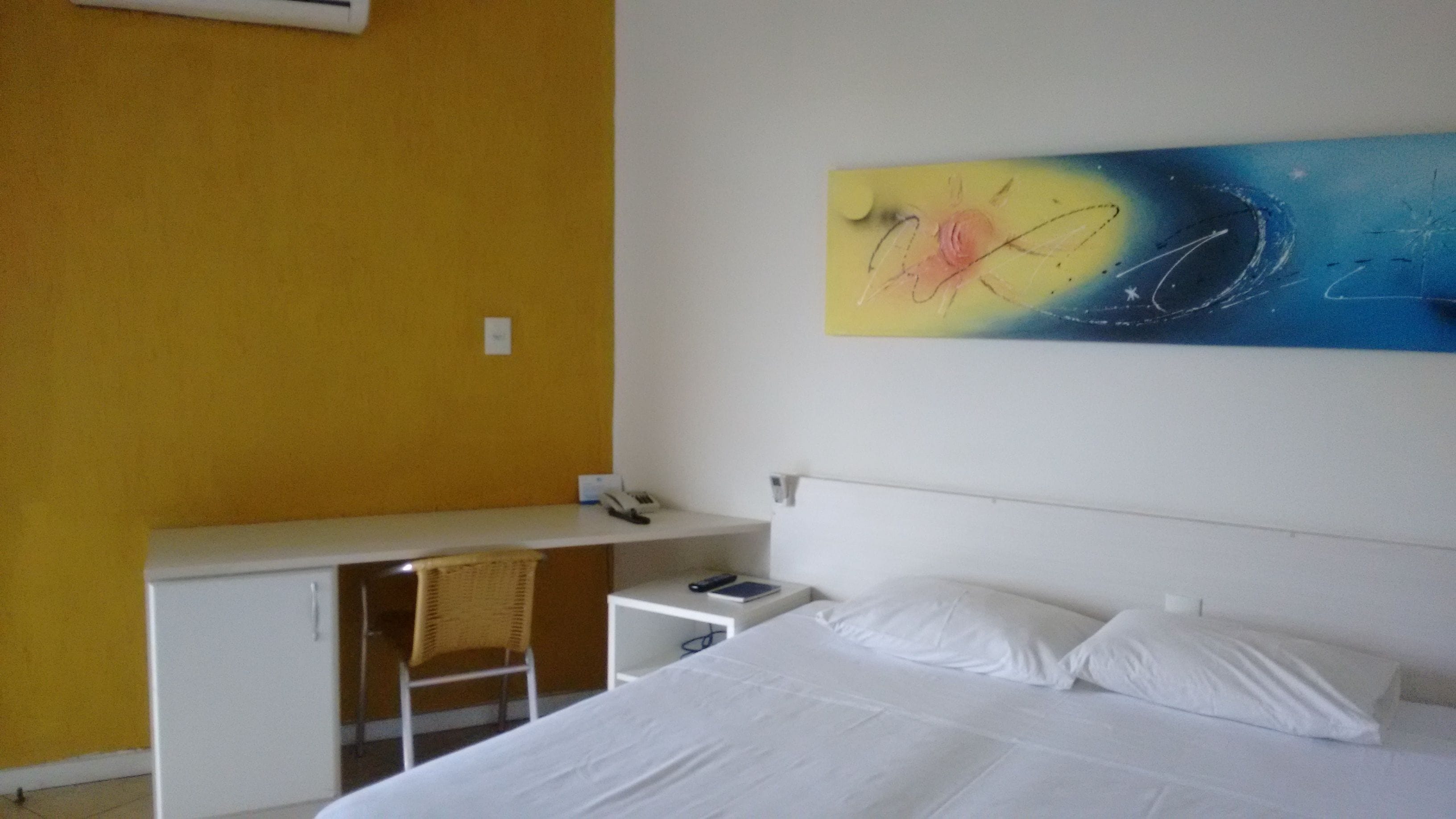 Flat | Escrivaninha, Wi-Fi de cortesia, roupa de cama