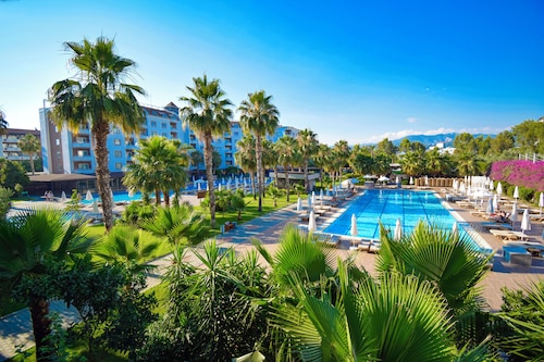 Royal Garden Beach Hotel - All Inclusive