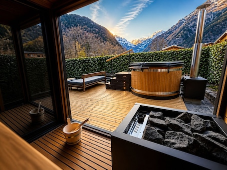 Hotel Les Montagnards
