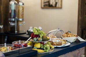 Desayuno buffet incluido todos los días 