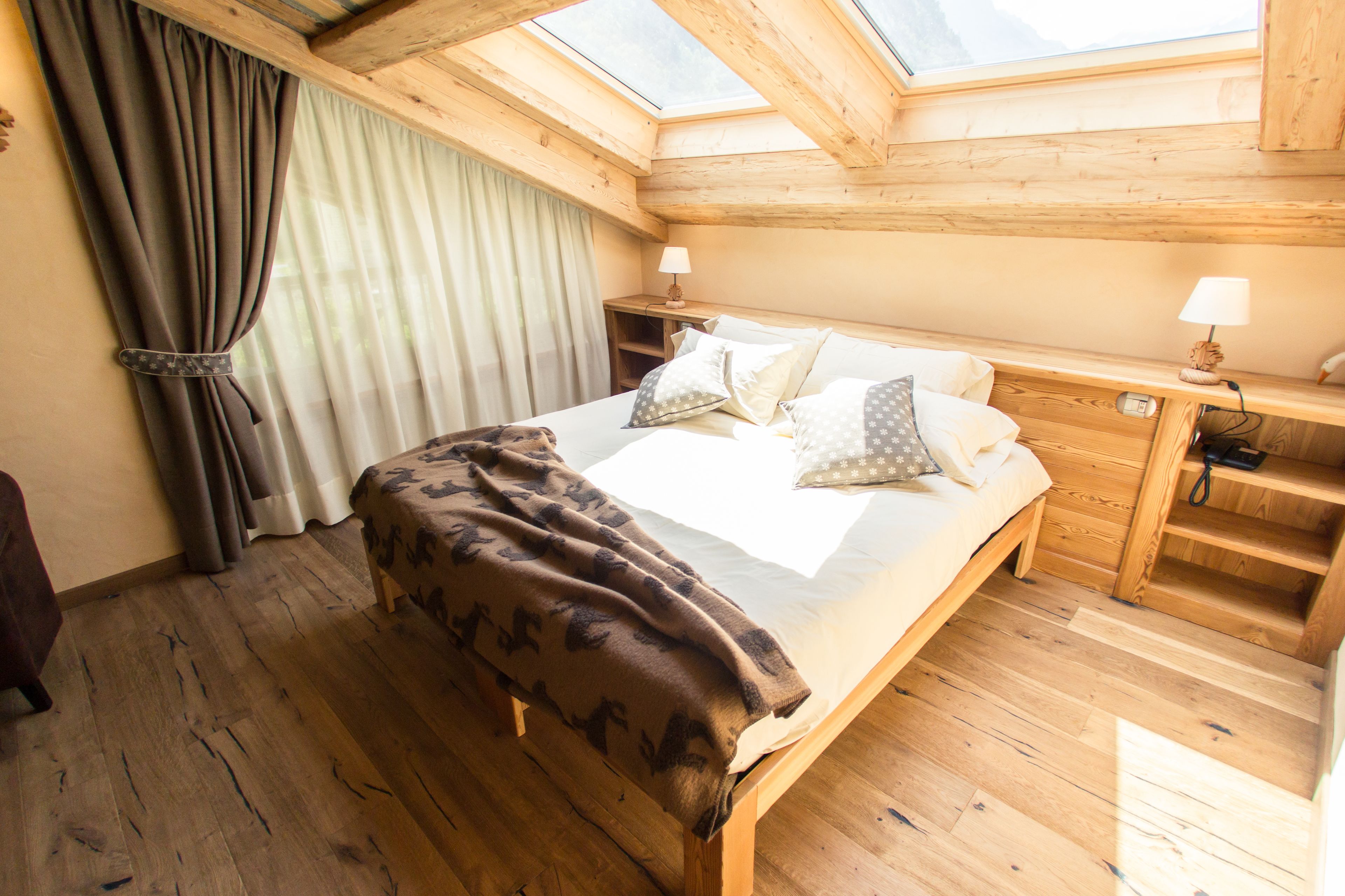 Family Duplex, 1 Bedroom, Terrace, Mountain View | Premium bedding, down comforters, minibar, in-room safe