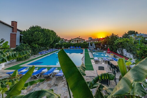 Alibabam Hotel & Apartment