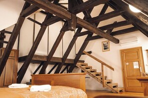 Interior - U Medvidku (Prague)