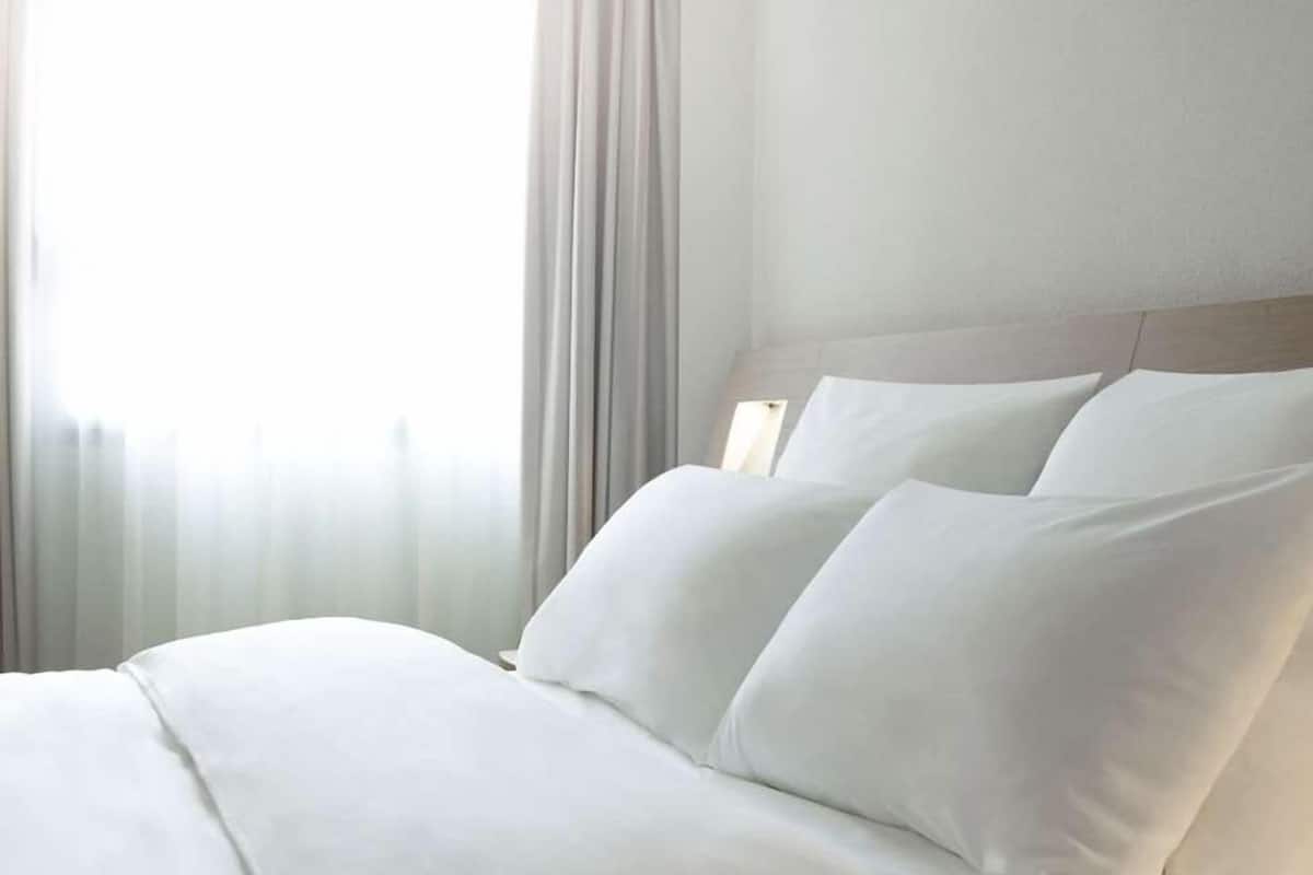 minibar, in-room safe, desk, soundproofing