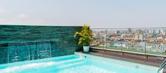 Ramada Encore by Wyndham Lima San Isidro