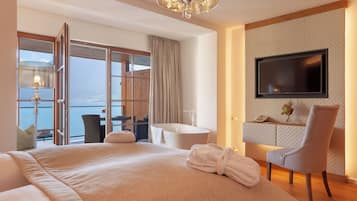 Superior Double Room, Lake View