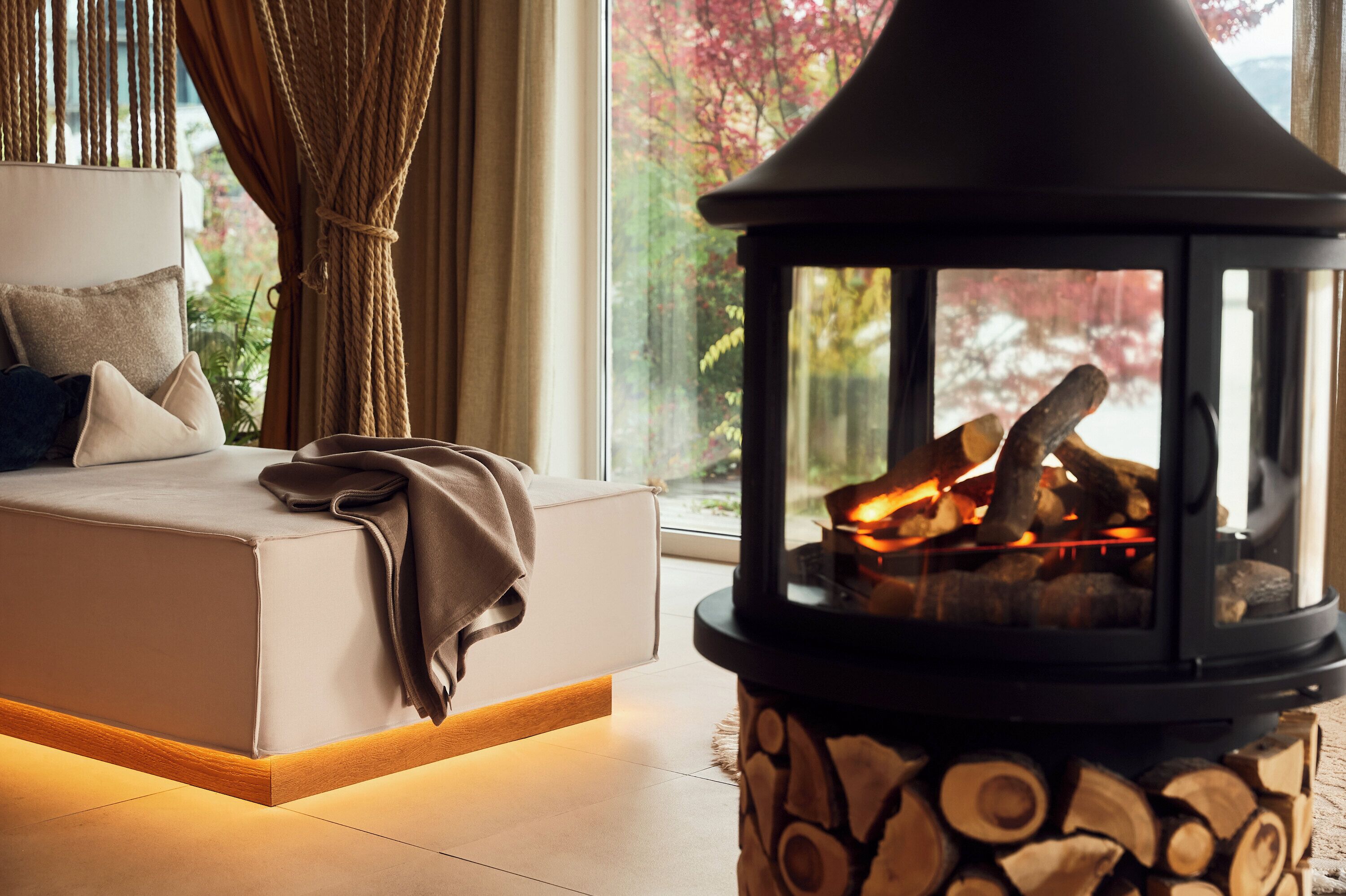 Sauna, steam room, hot stone massages, sports massages, massages