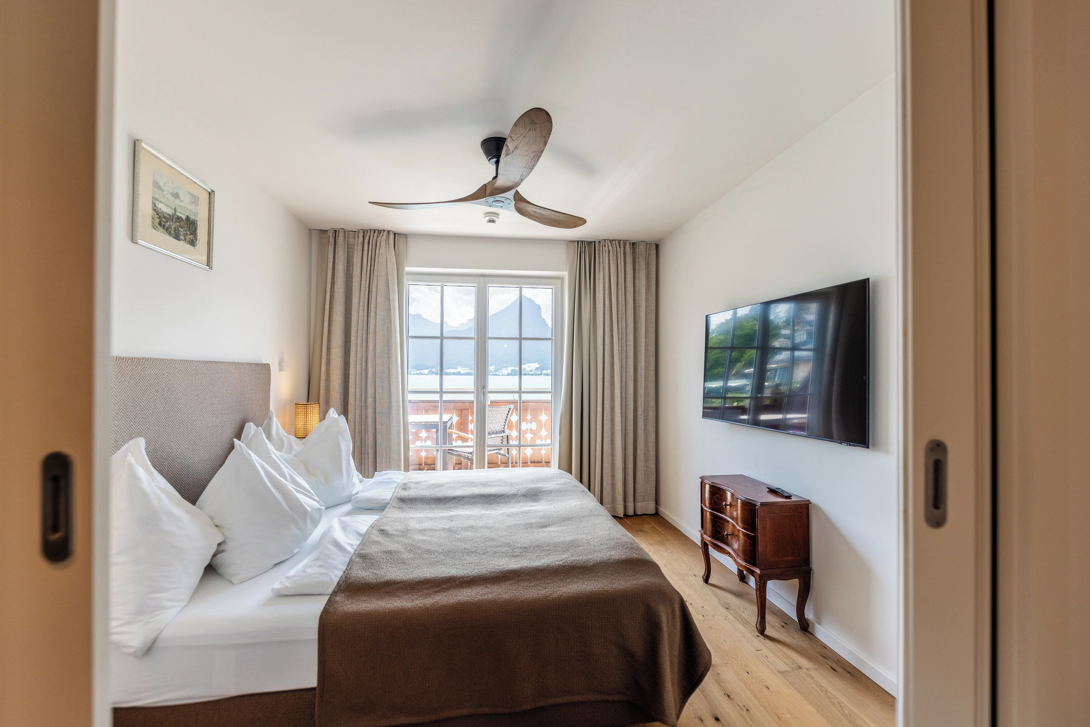 Executive Double Room, Lake View