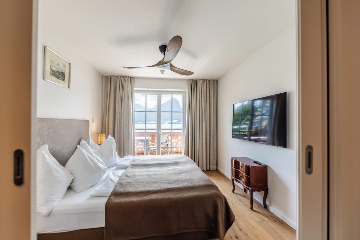 Executive Double Room, Lake View