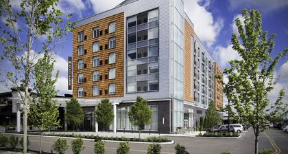 Hyatt Place Cleveland / Westlake / Crocker Park