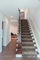 Standard Room, 1 King Bed | Desk, laptop workspace, blackout drapes, iron/ironing board