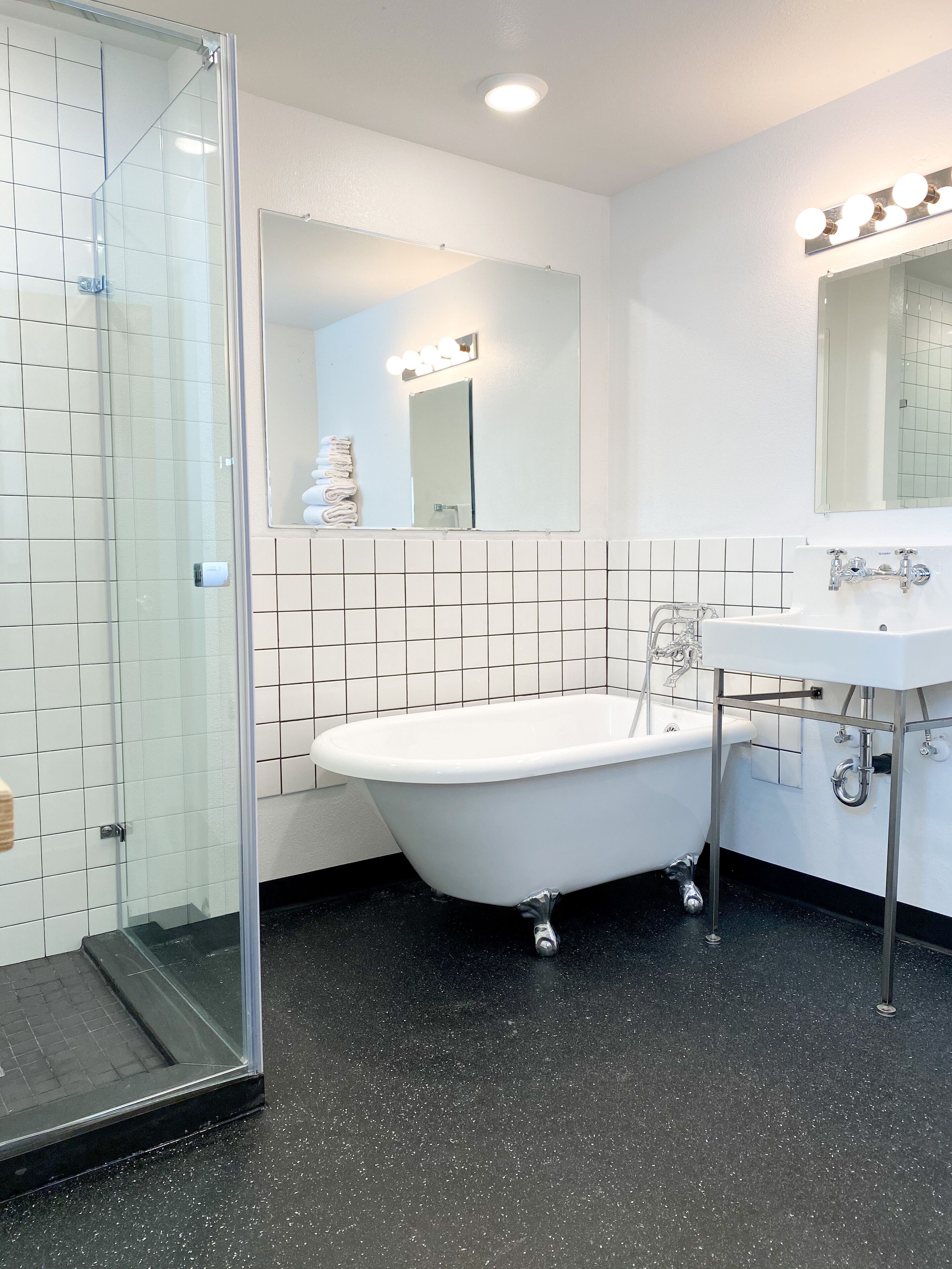 Apartment, 1 King Bed | Bathroom