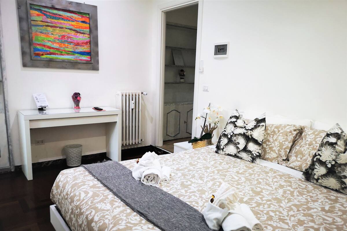 Exclusive Triple Room, City View | View from room