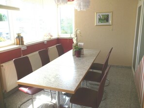 Free breakfast