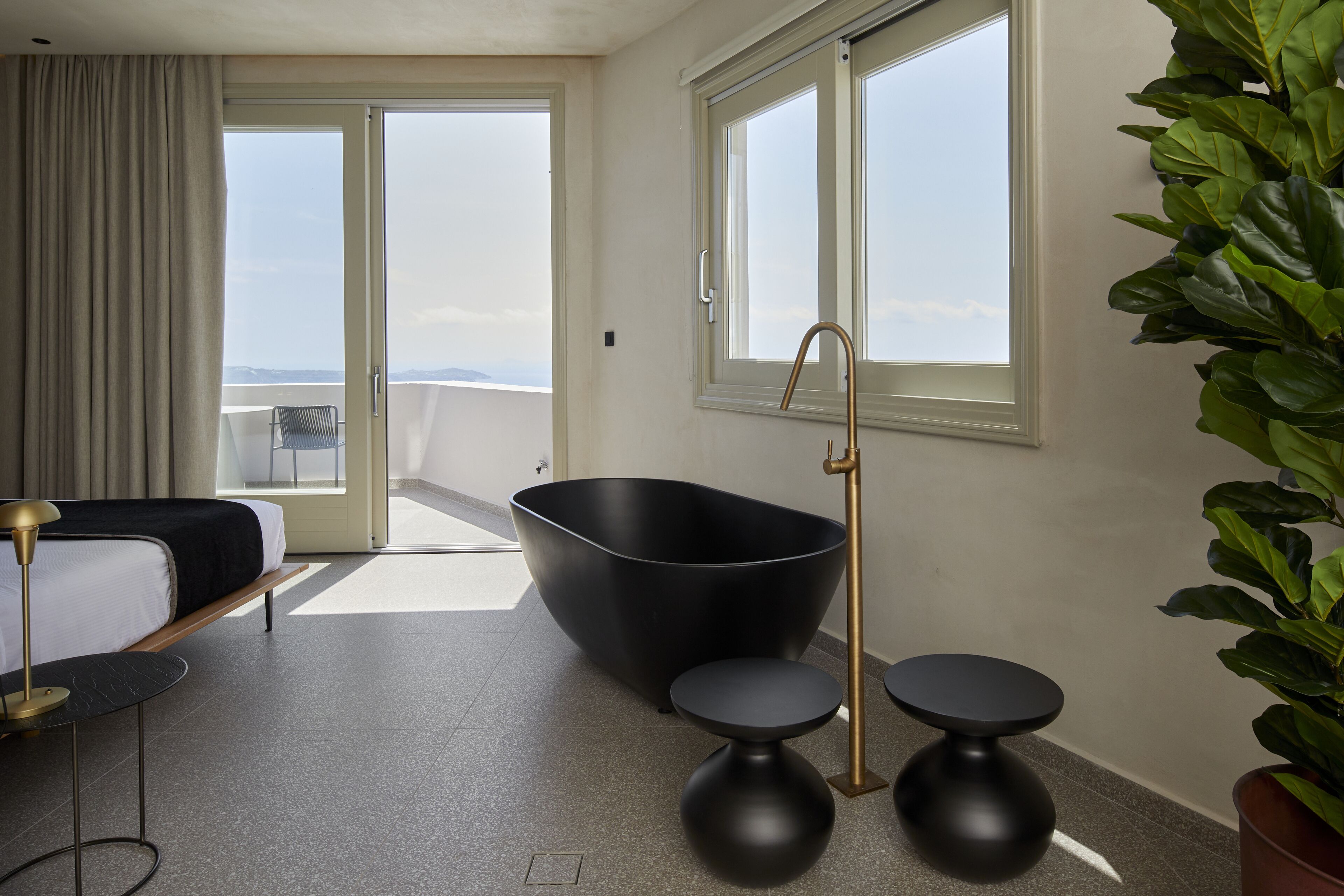 Photo - Damigos Caldera World