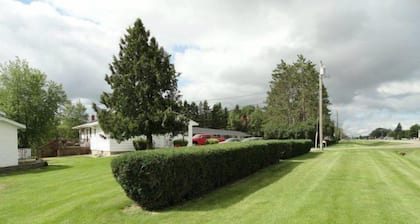 Brookside Motel